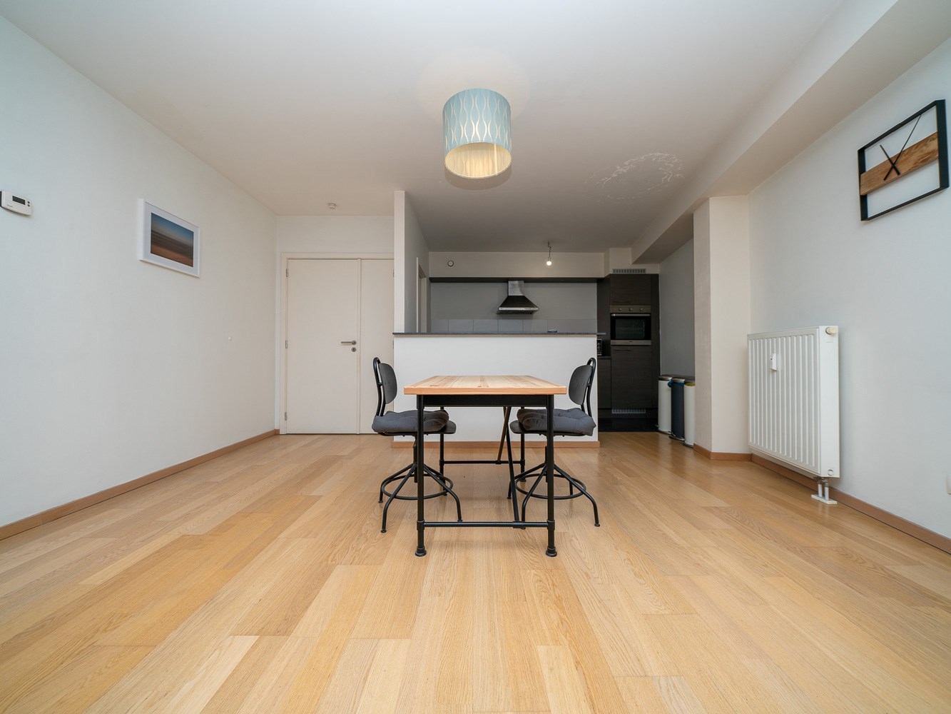 Recent 1-kamer appartement met terras, staanplaats, kelder 