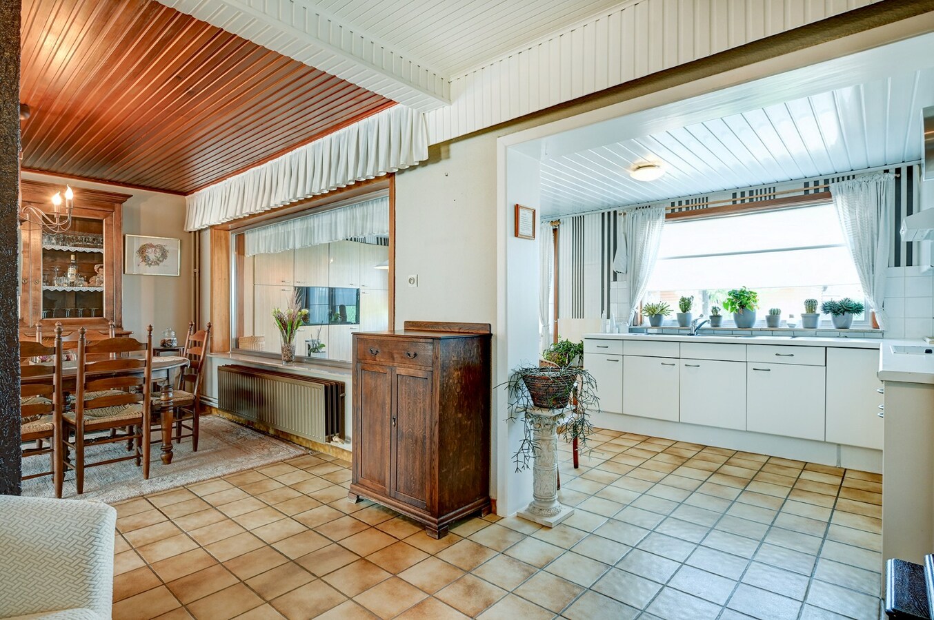 Zeer goed onderhouden huis met 3 slaapkamers 