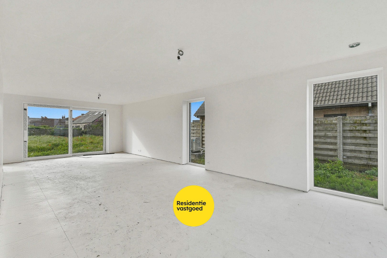 Gezinswoning met drie slaapkamers op goeie locatie 