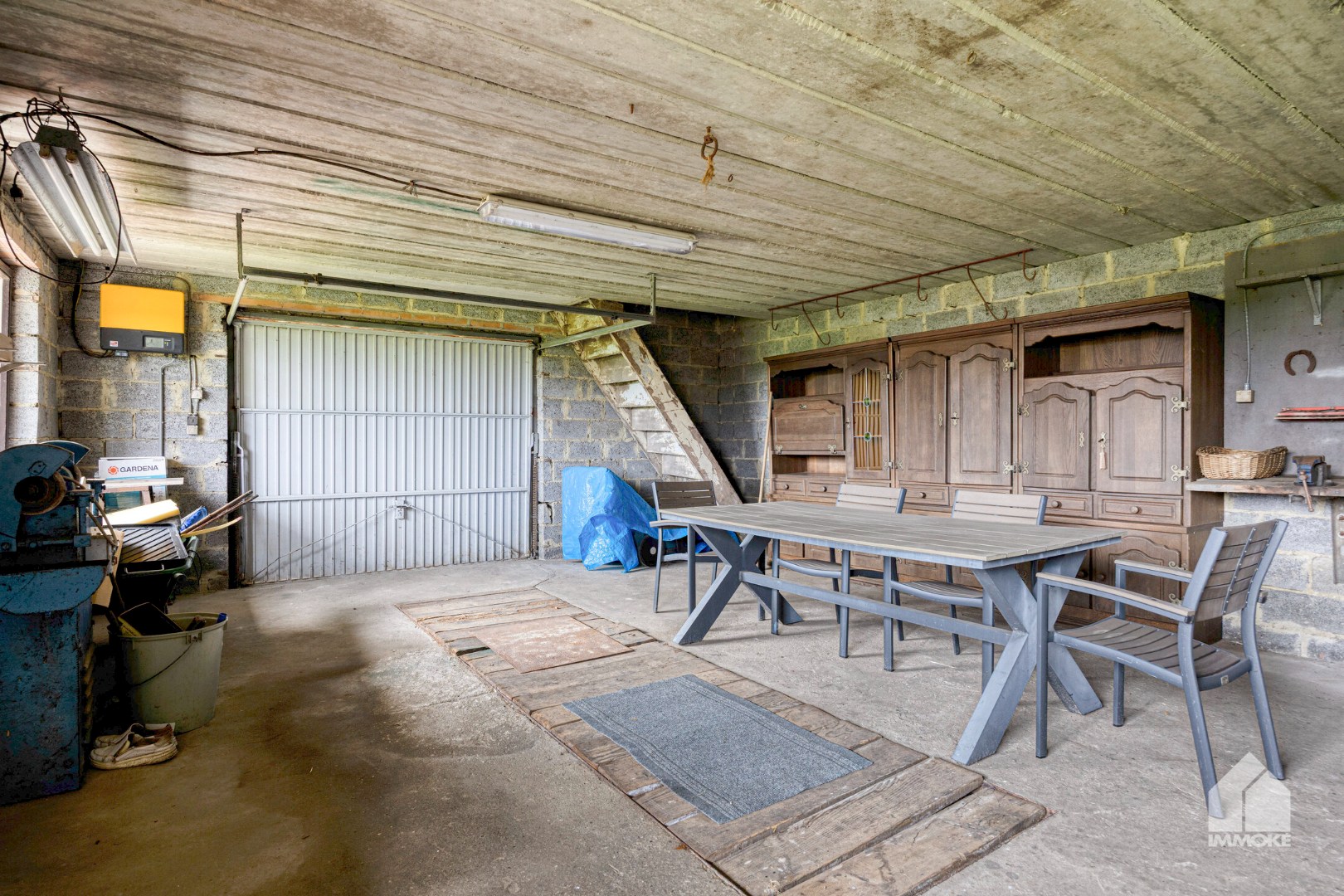 Stijlvol landhuis op 14a 88ca met aangrenzend weiland van 35a 5ca. 