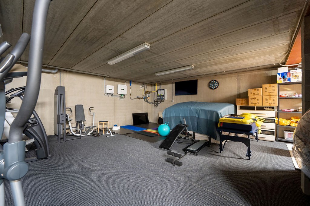 RUIM HANDELSHUIS MET WOONST TE SPALBEEK (HASSELT) 