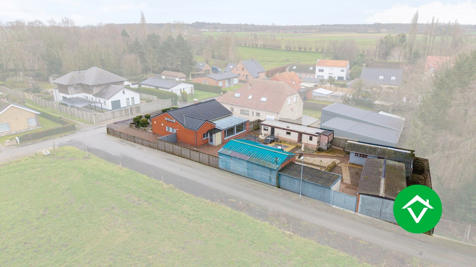 Alleenstaande woning met garage te Koekelare 