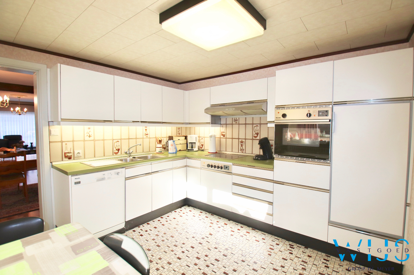 Toffe ruime gezinswoning vlakbij centrum EVERGEM! 