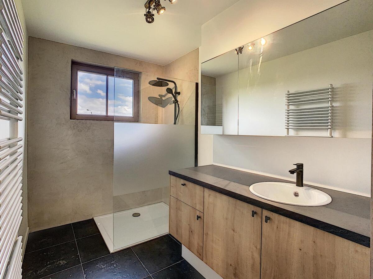 Exclusieve villa te huur in Kruishoutem 