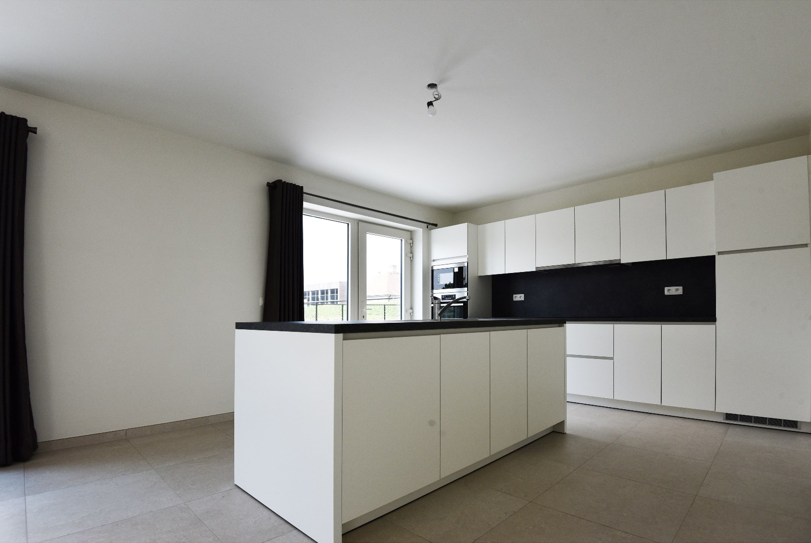 Open nieuwbouw met 3 slaapkamers en tuin te Aalter 