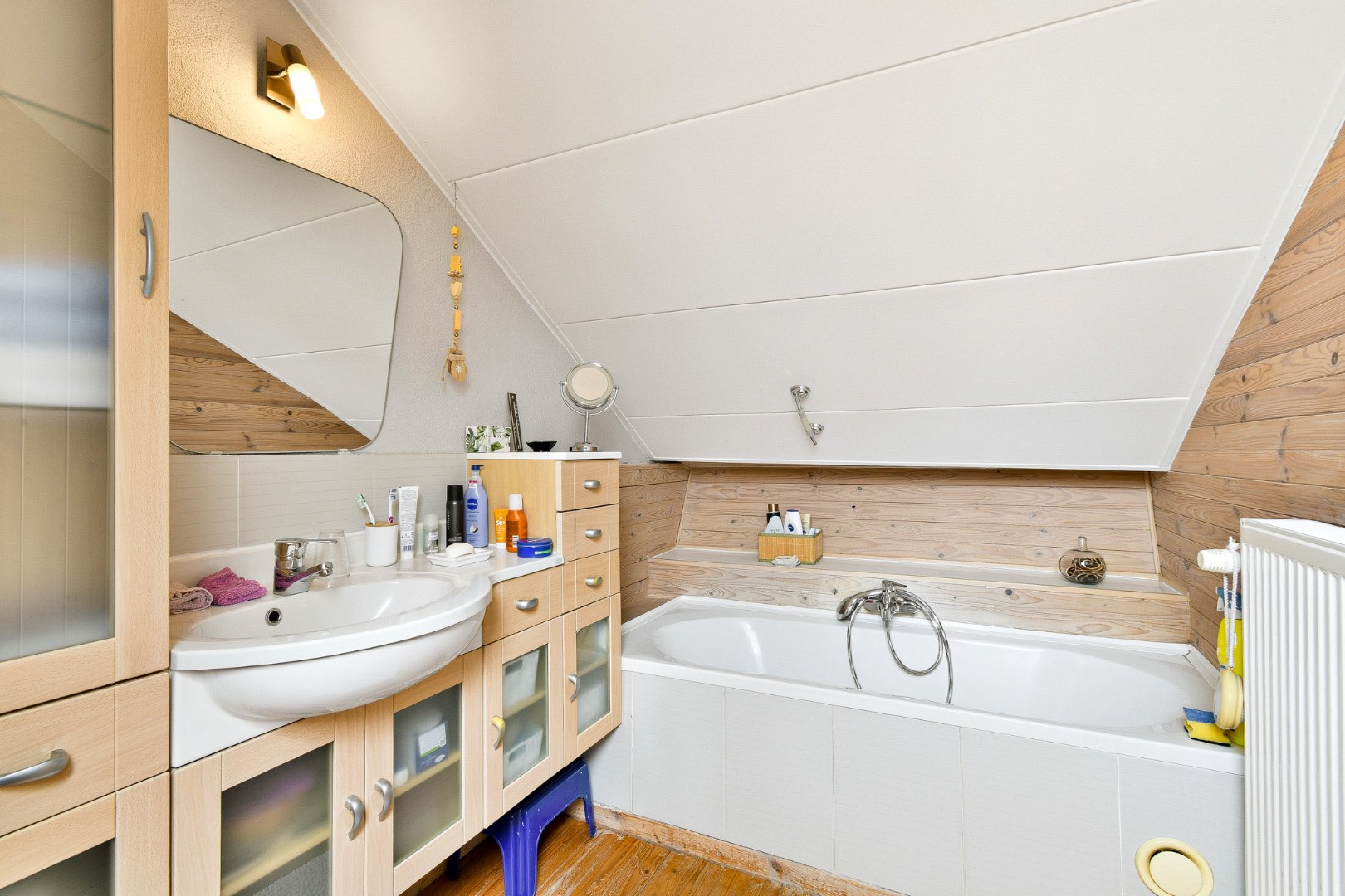 prachtige vrijstaande woning op toplocatie langs het kanaal te Leffinge met uniek panoramisch verzicht 