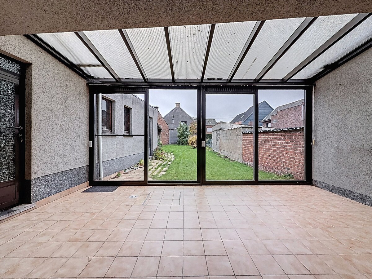 Te renoveren HOB in doodlopend straatje te Burst 