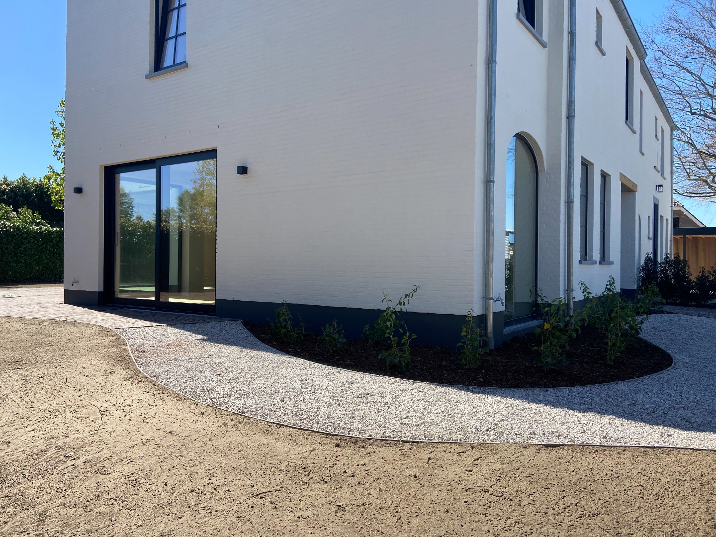 Exclusieve, energiezuinige nieuwbouwwoning op een discrete ligging te Waregem! 