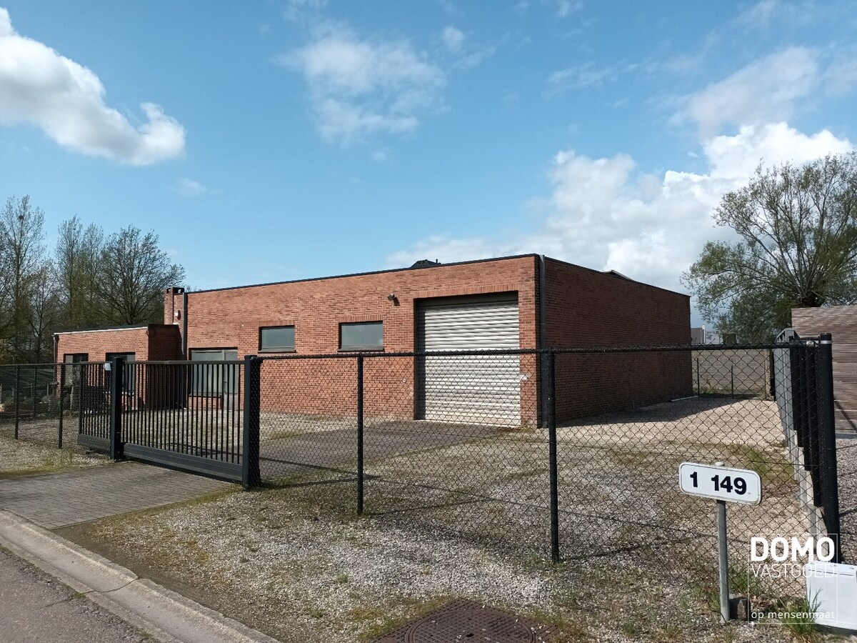 Multifunctionele ruimte rustig gelegen te Kuringen - 210m² 