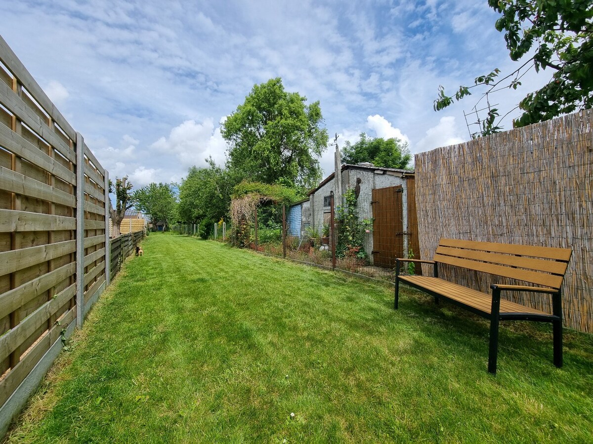 Toffe woning met zeer diepe tuin (467m²) te Koolkerke 