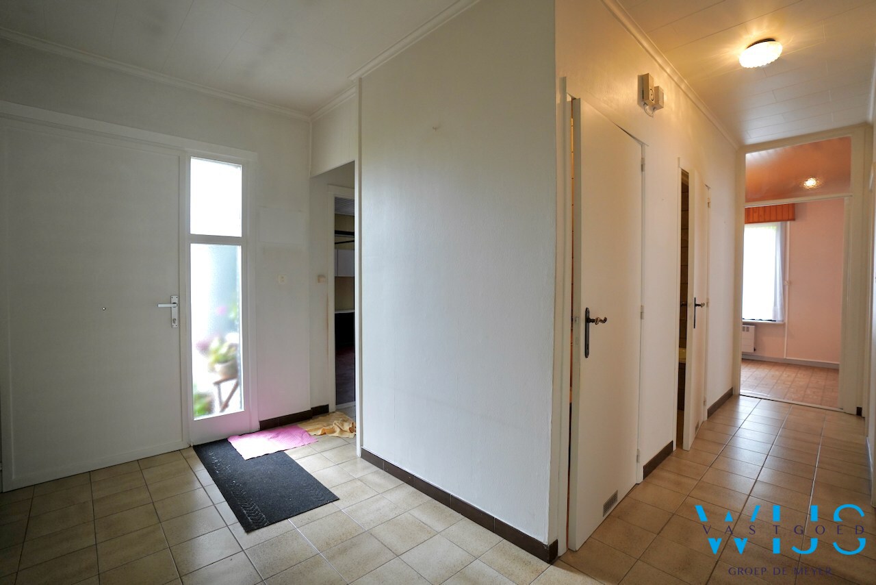 Open bebouwing in rustige woonwijk te Kluizen! 