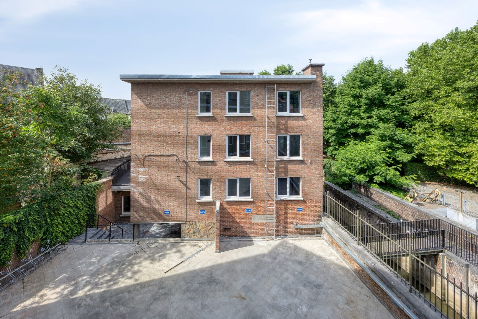 Volledig gerenoveerde studentenkamer in residentie met 29 studentenkamers in hartje Leuven - EPC label A! 