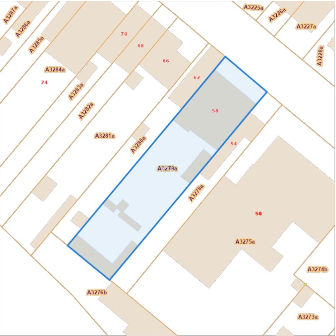 Gezinswoning met 6 slpk. en ruime garage op perceel van 1233m² te Leopoldsburg 