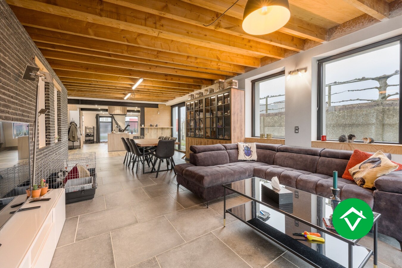 Energiezuinige, instapklare gezinswoning op 716 m² met zonnige tuin en vlotte verbindingen 