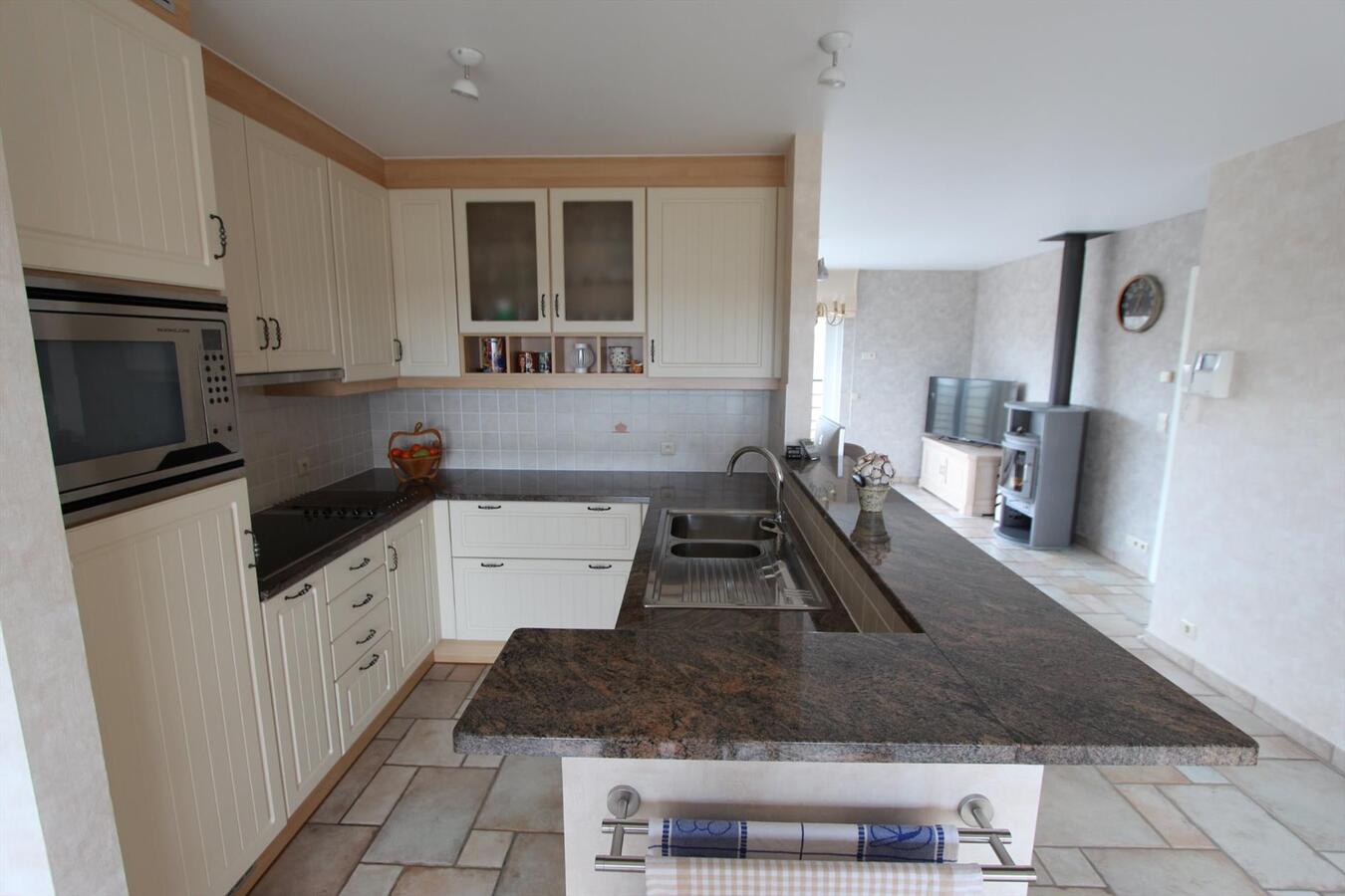 Rustig gelegen en perfect zon-georiënteerd villa-appartement met vrij zicht op beschermd duinengebied  in Middelkerke 