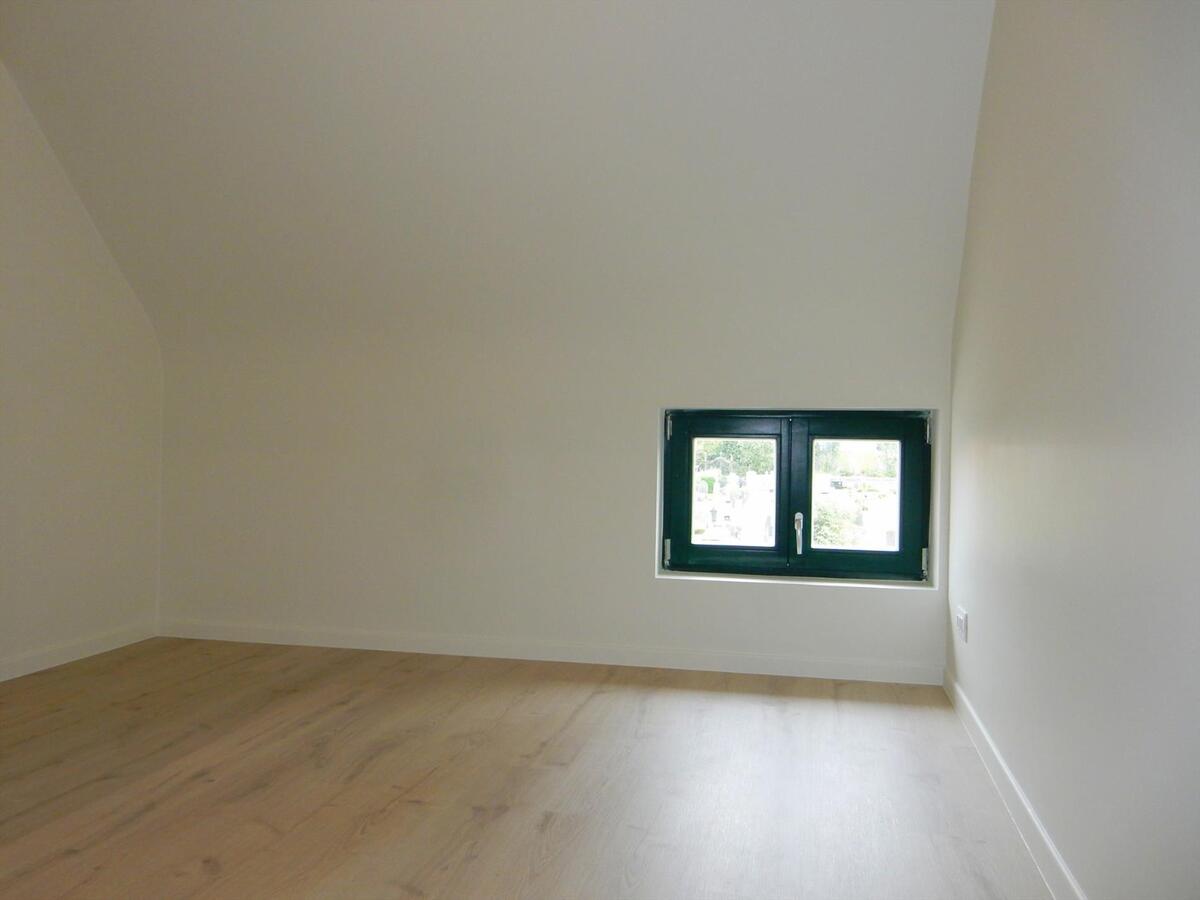 Gerenoveerde woning te Houtave 