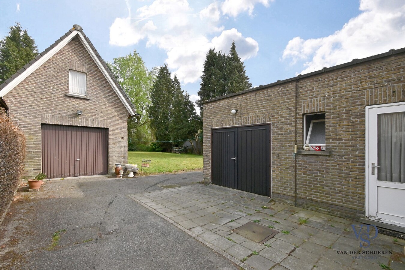 Karaktervolle villa, nabij centrum Merelbeke 