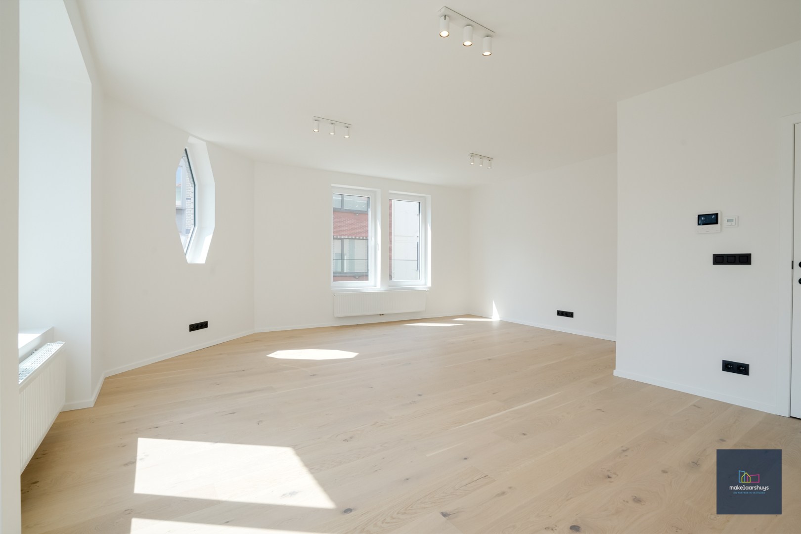 Stijlvol gerenoveerd 2 slaapkamerappartement 