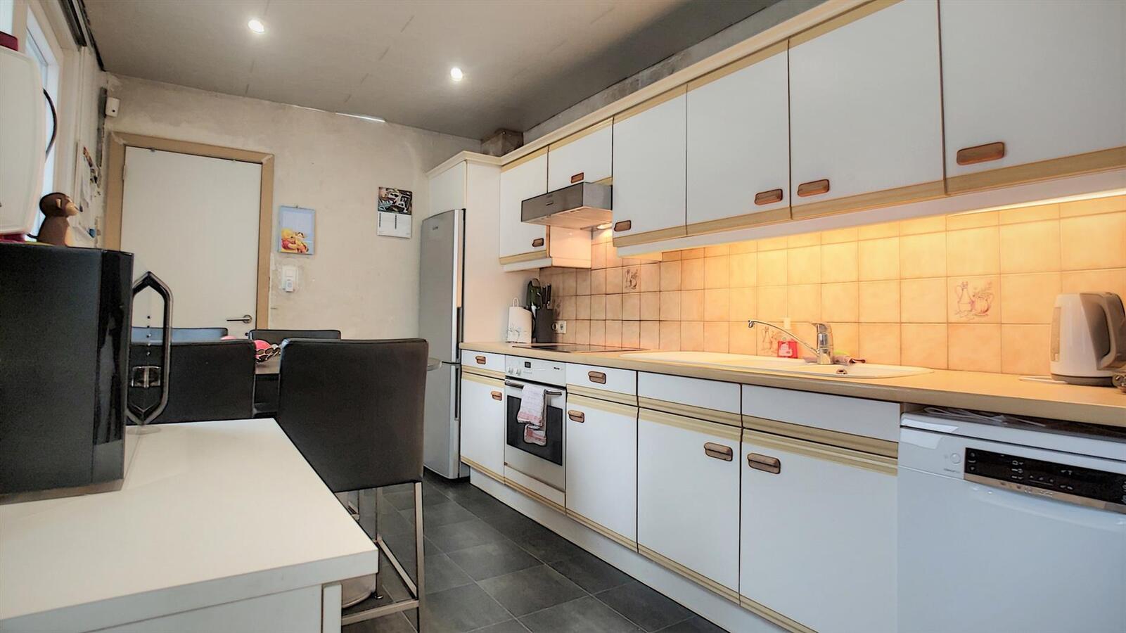 Grote gezinswoning met twee garages - Zeebrugge 