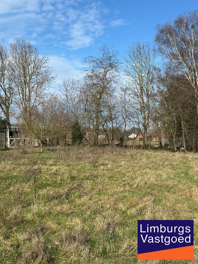 Nieuwbouwwoning, open bebouwing, 3 slpk, 14a 53ca, rustig gelegen te Kermt 