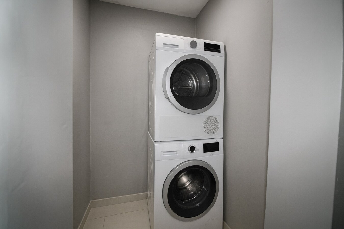 Te koop: Instapklare centraal gelegen gezinswoning met 4 slaapkamers én EPC B in hartje Sint-Niklaas! 