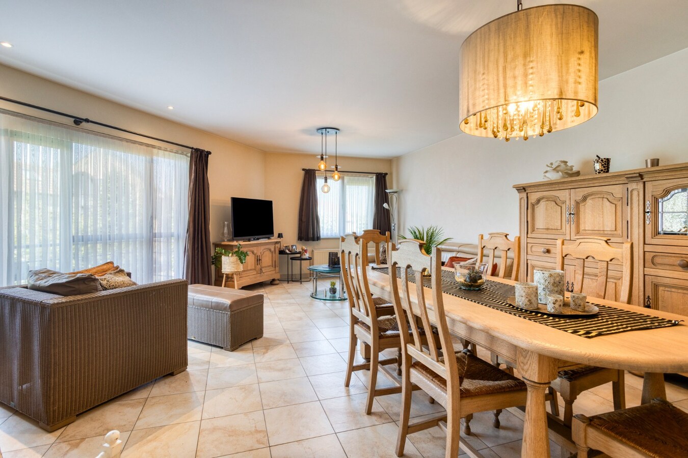 Ruim hoekappartement in recente residentie - instapklaar - 105M2 