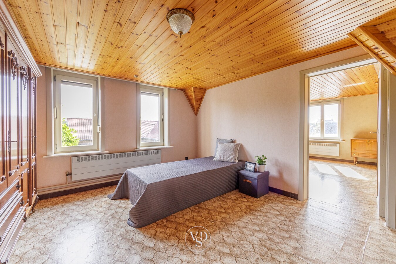 Landelijke woning - te renoveren. 