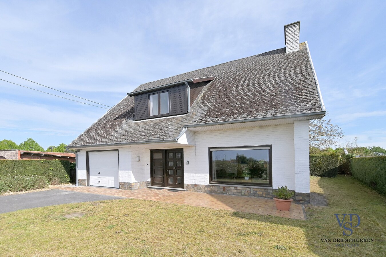 Degelijke villa. 
