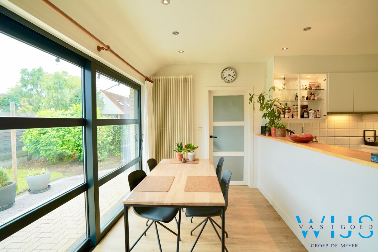 Stijlvolle alleenstaande woning te Ertvelde/ Rieme 