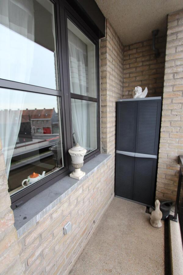 Instapklaar appartement met garage te Roeselare 