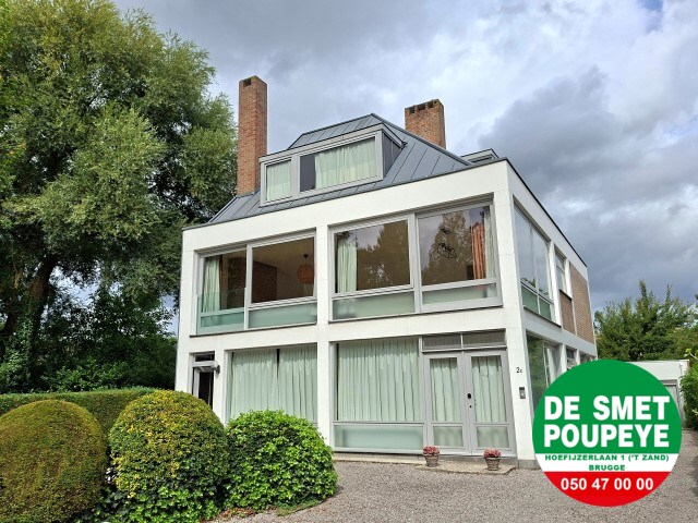 Ruim en Zonnig appartement nabij het station Brugge 