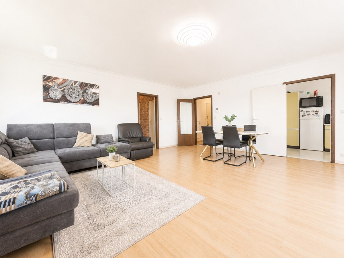 Lichtrijk instapklaar appartement EPC B  te Kuurne met 3 slaapkamers en autostaanplaats! 