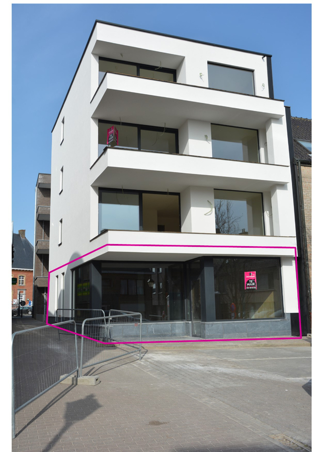 Handelspand gelegen aan de Markt 