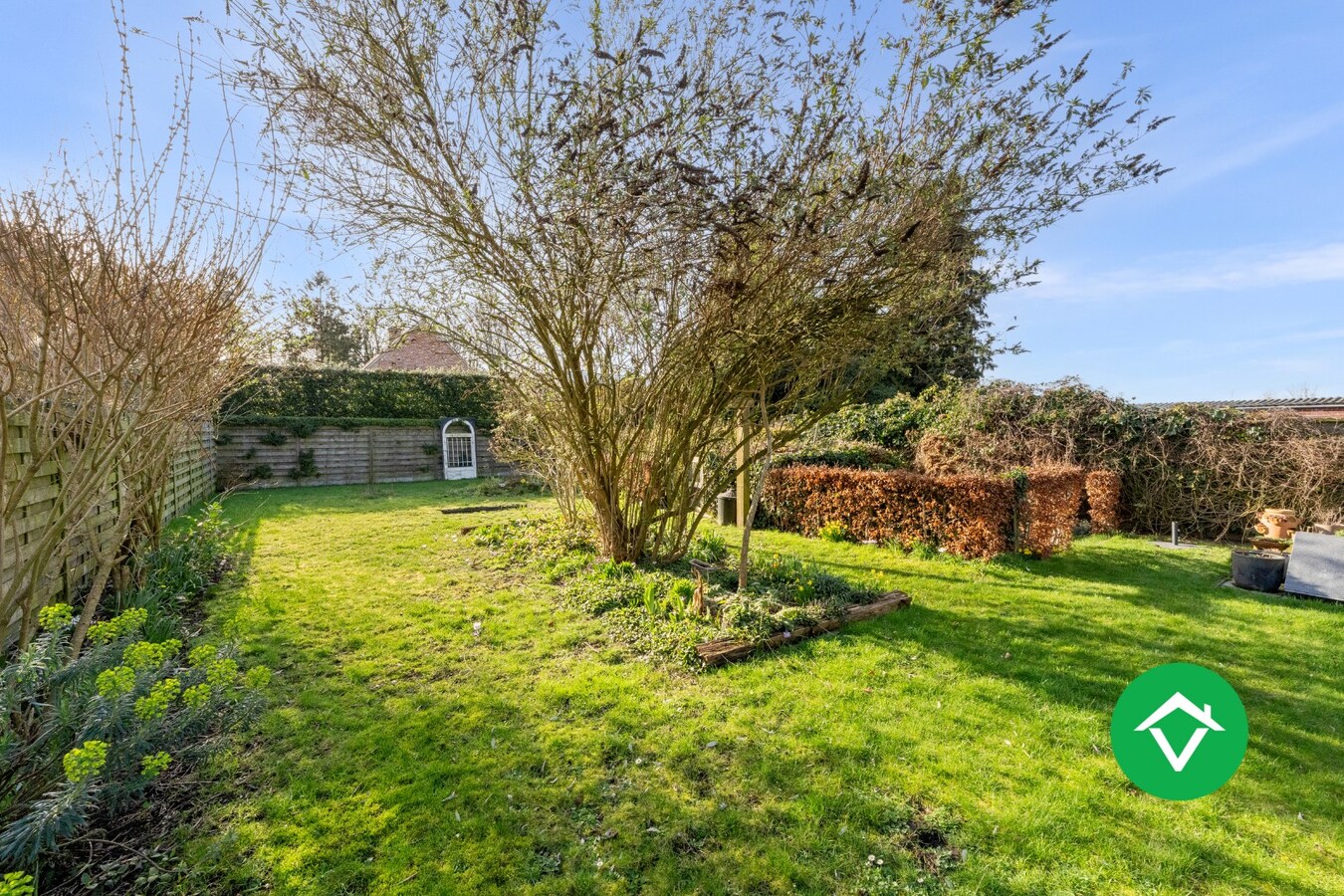 Instapklare woning met 4 slaapkamers en garage te Koekelare 