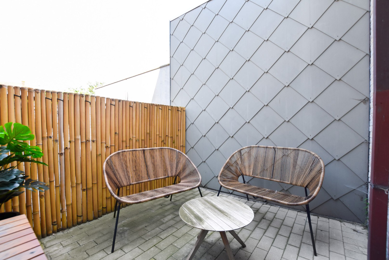 Modern en energiezuinig gelijkvloers appartement (60m² + 7m²) in hartje Nieuwpoort – instapklaar en perfect gelegen! 