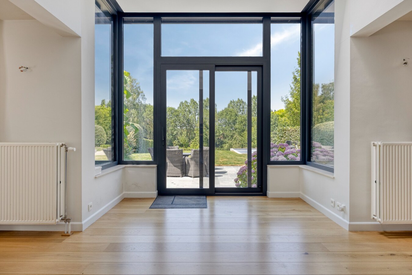 Exclusieve VILLA met zwembad in Zétrud-Lumay (Jodoigne) 