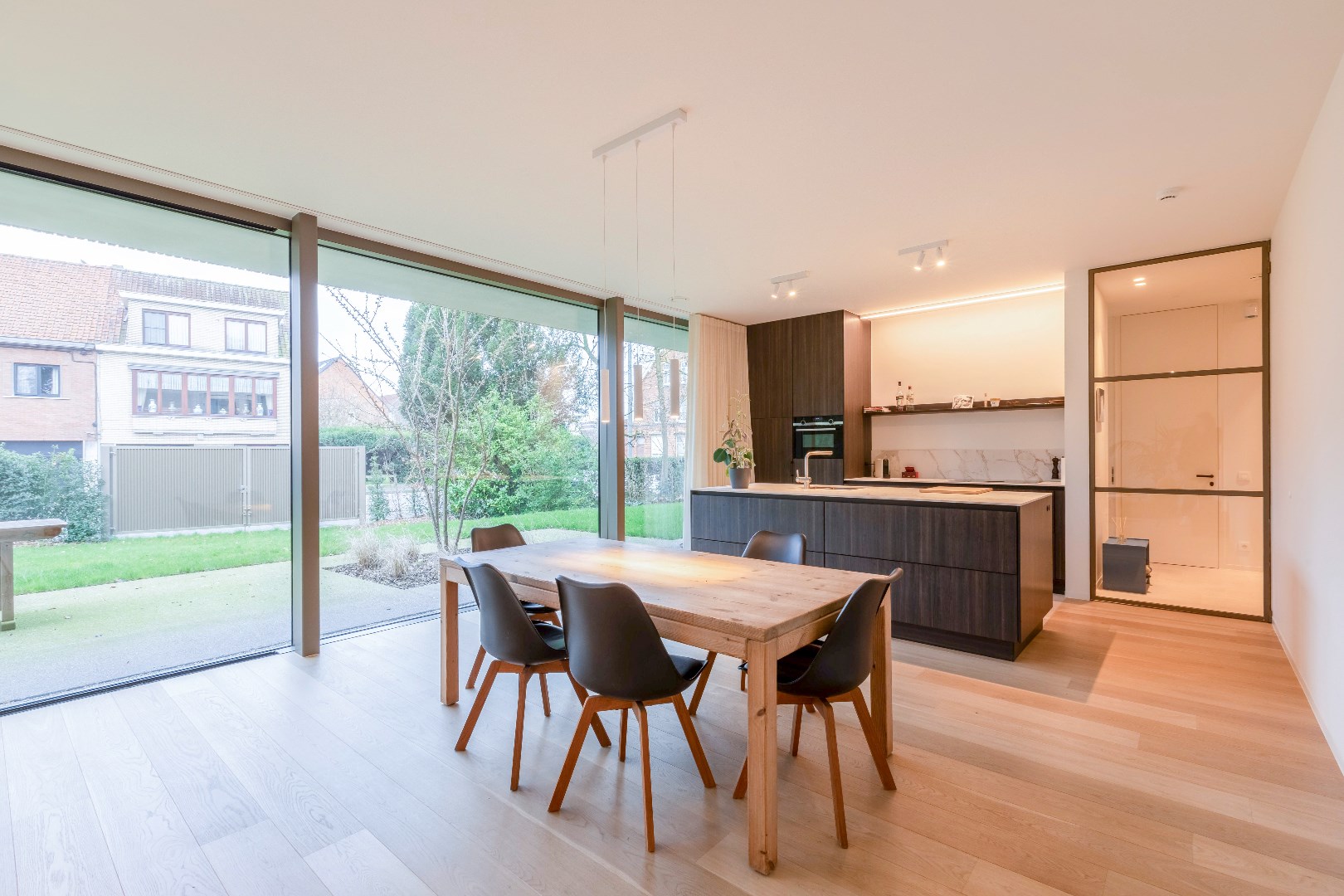 Exclusief appartement nabij het centrum van Mariakerke 