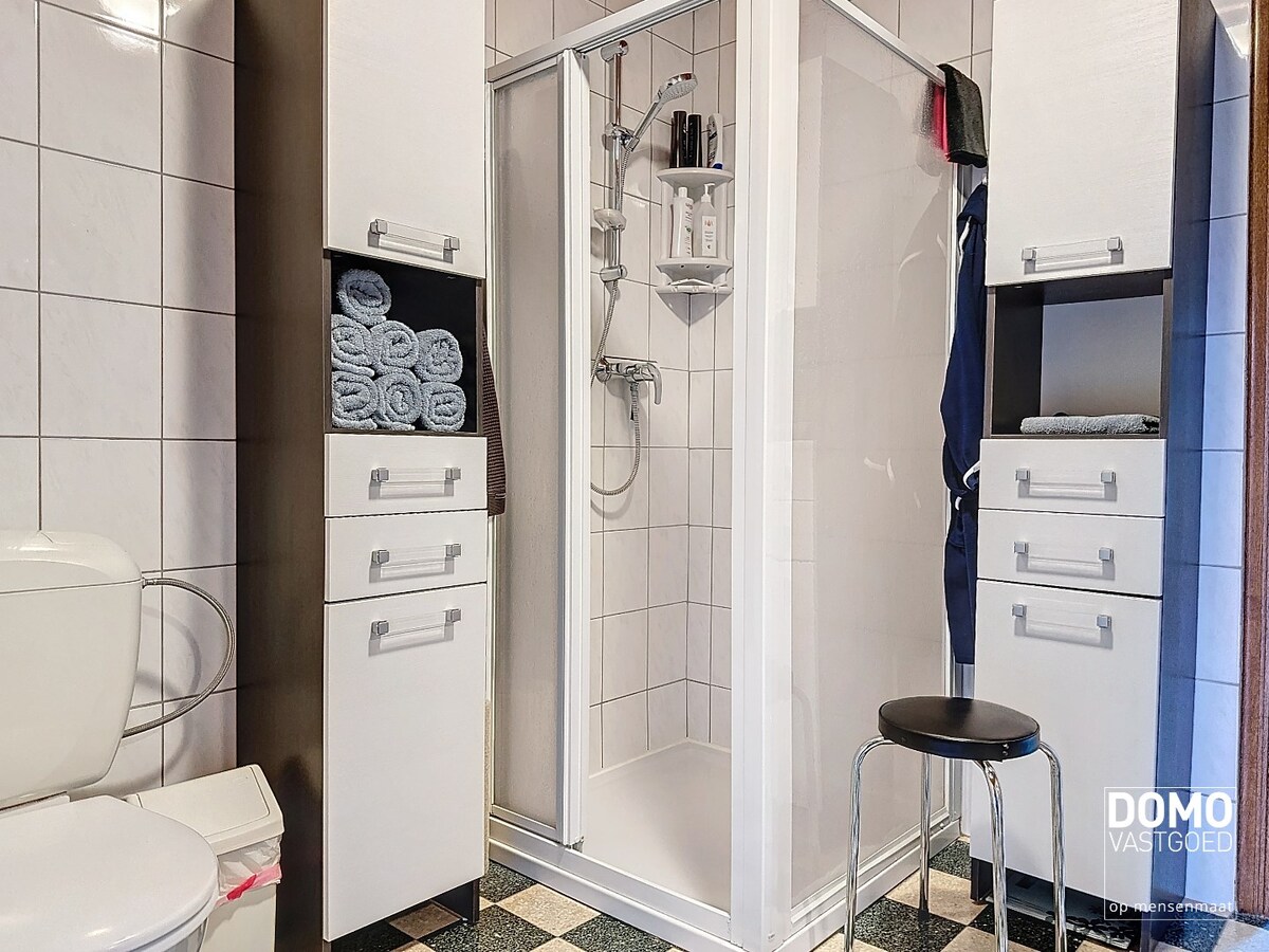 Split-level woning rustig gelegen te Berbroek op een perceel van 10a 