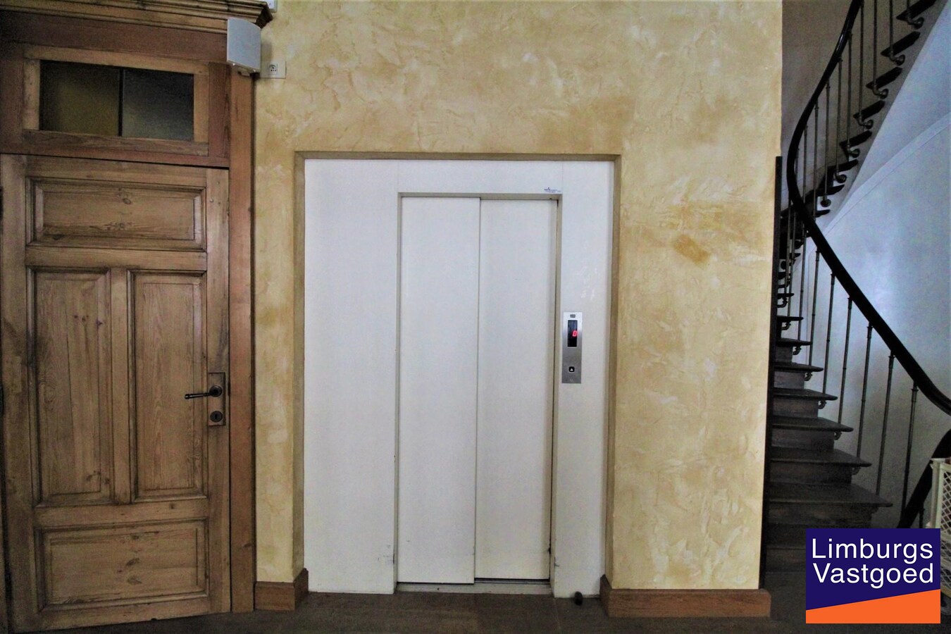 Gerestaur. Handelshuis 900m², terras/parking aan Havermarkt 