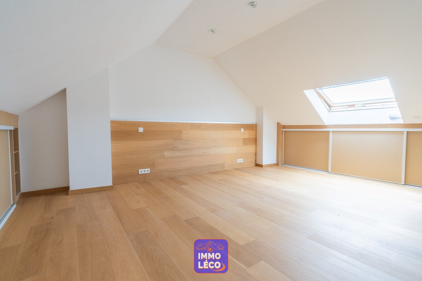 Maison rénovée proche de parc avec jardin ! 