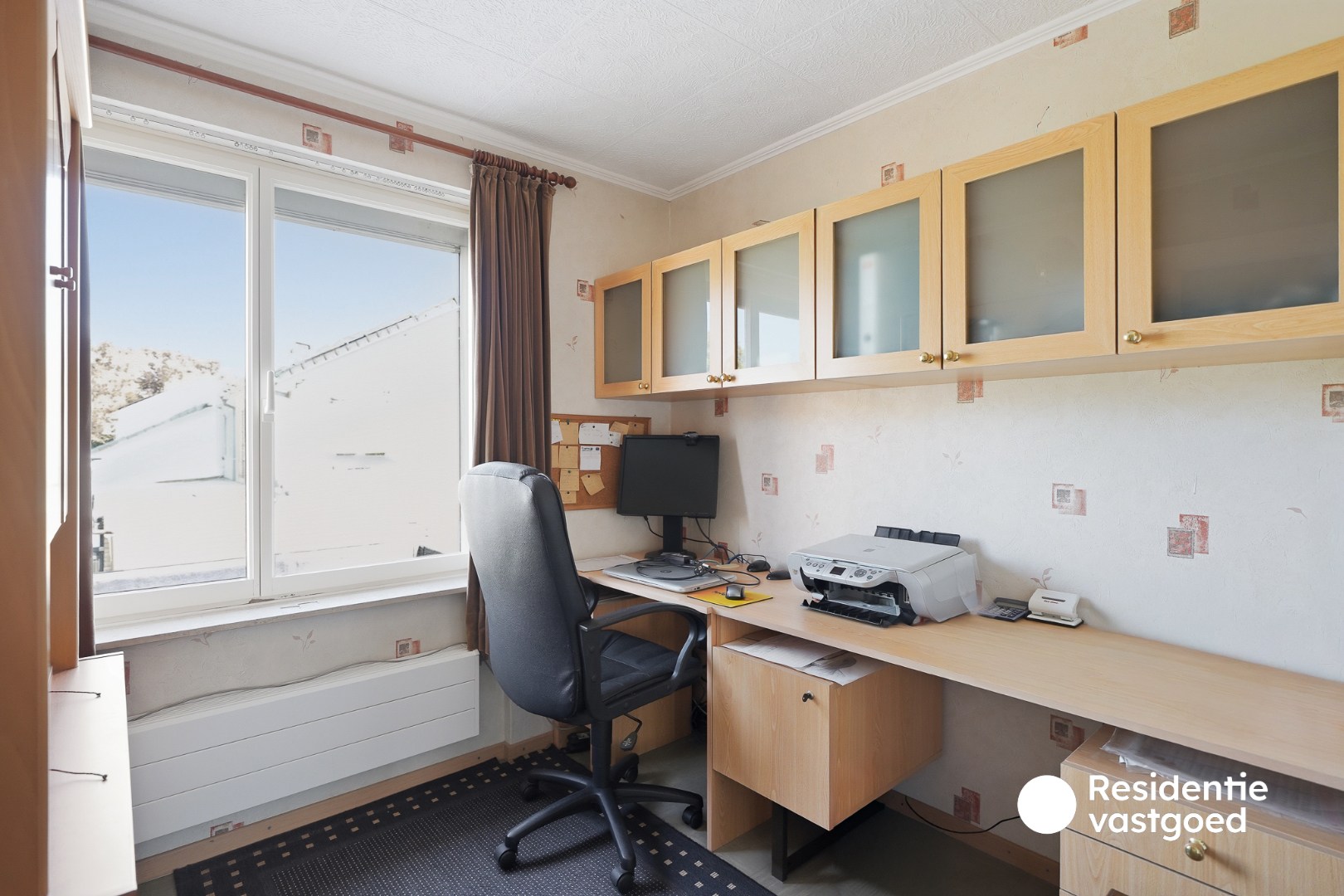 Instapklare bel-étagewoning met garage en tuin in Sint-Michiels 