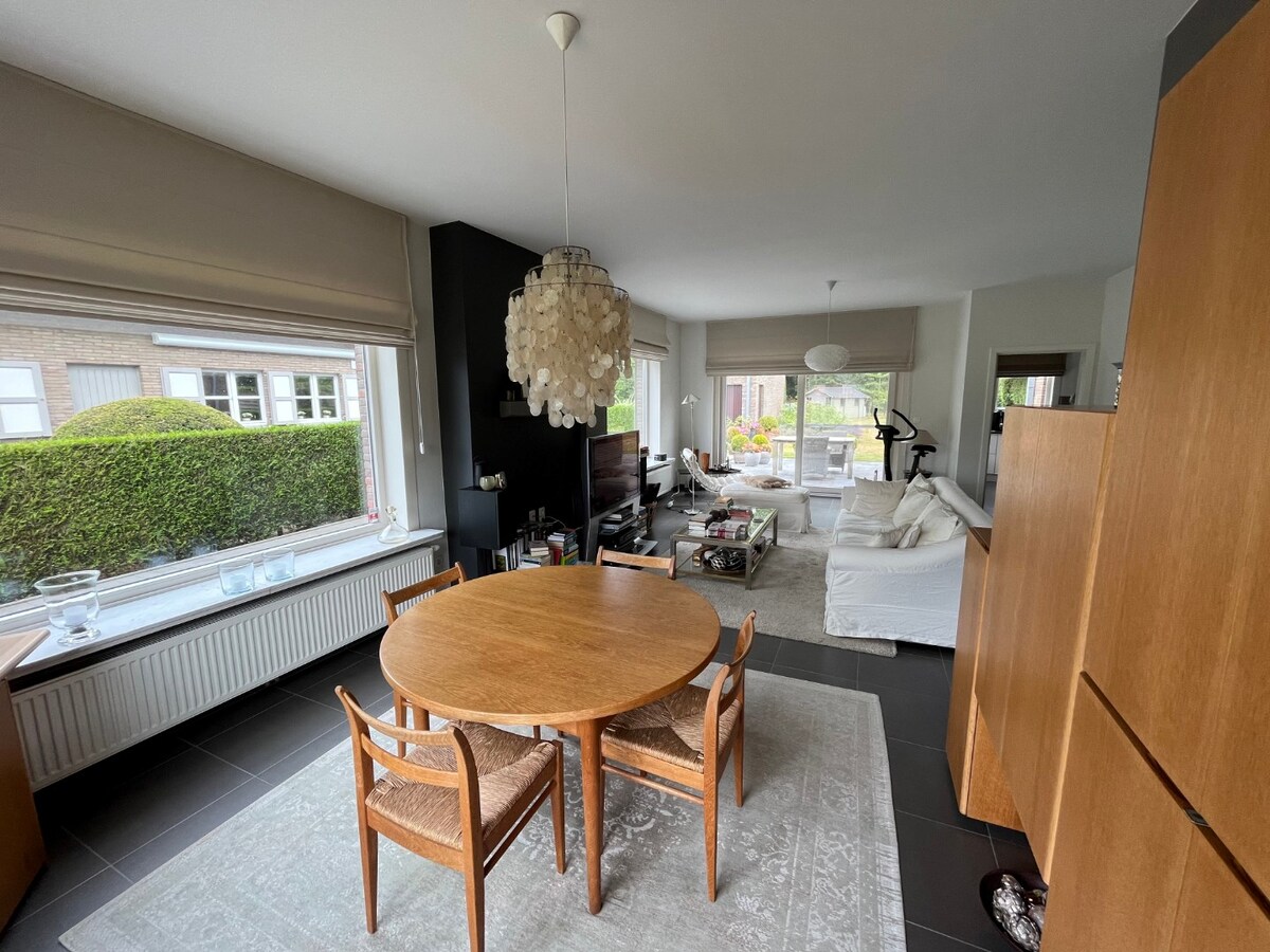 Ruime woning in het groene Zevergem, vlakbij Gent 