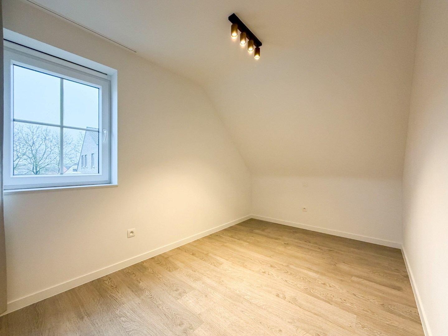 Prachtige instapklare nieuwbouwwoning, energiezuinig, Torhout. 