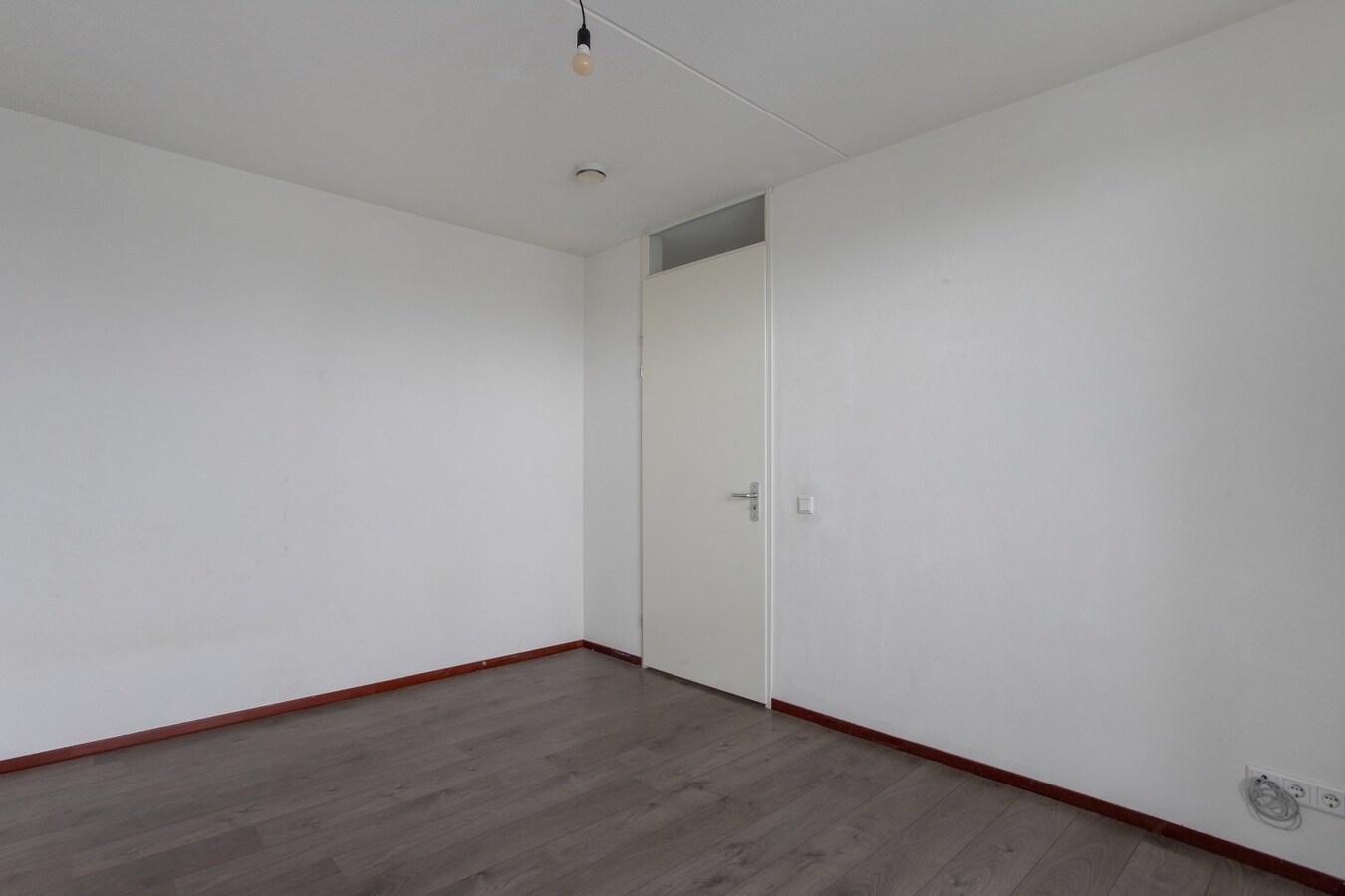 Op de tweede verdieping van appartementencomplex Molenstaete in Lieshout gelegen royaal appartement (2 slaapkamers). 