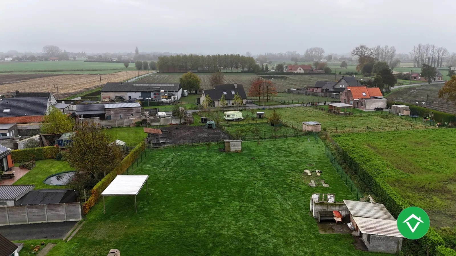 Rustig gelegen te renoveren woning in Torhout 