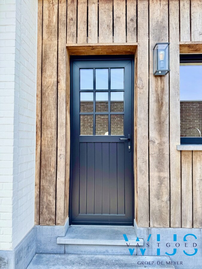 Instapklare woning op 4.152m² te Doornzele ! 