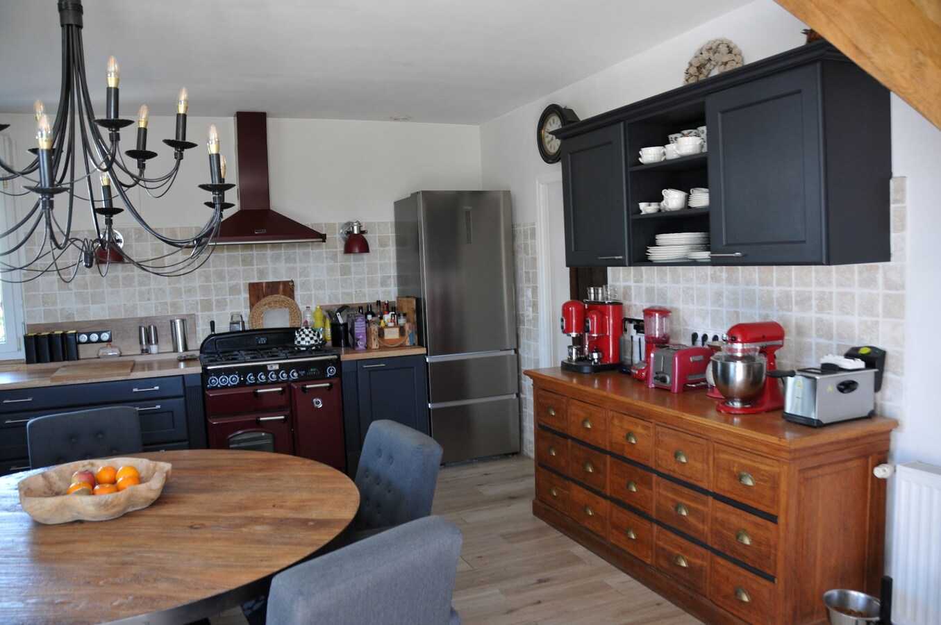 Prachtige, volledig gerenoveerde villa/paardenlandgoed op ca. 2,8 ha in Calvados, Normandië, Frankrijk 