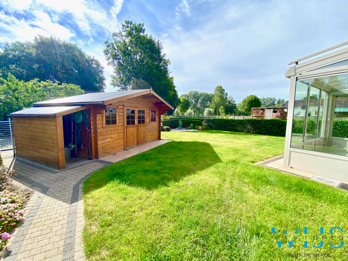 Leuke gezinswoning met 4 slaapkamers &amp; tuin te Oosteeklo ! 