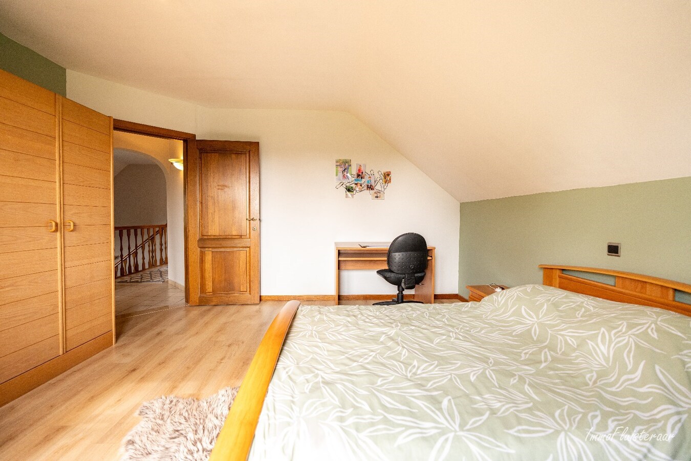 Prachtige villa met een ruim stalgebouw op ca. 2,2 ha te Dilsen-Stokkem 