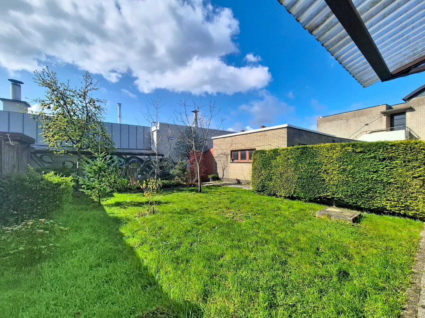 Gezellige HOB met 3 slaapkamers, tuin en garage 